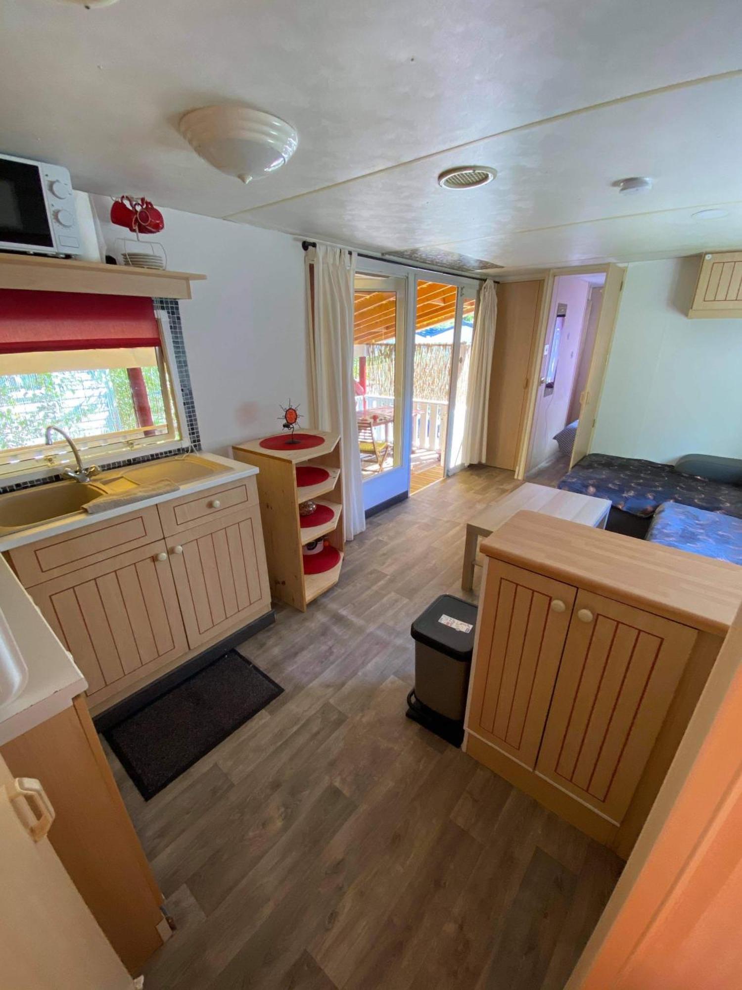 Mobil Home Au Camping Sellig Le Muy Ngoại thất bức ảnh
